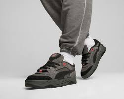 Level Shoes Collection