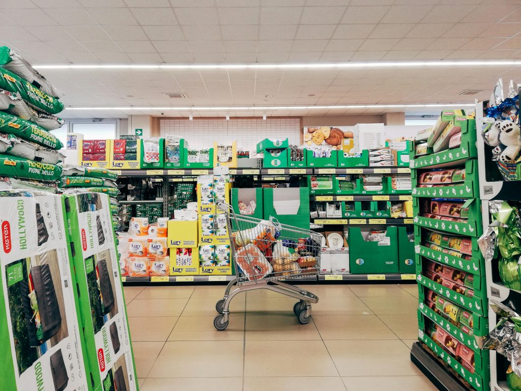 saving money on groceries in Dubai